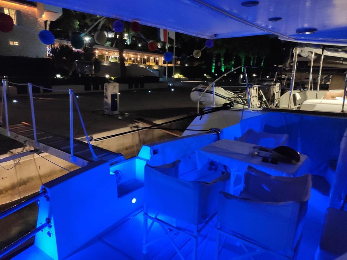 Luxury Yacht - Lex Of The Seas Hotel Split Kültér fotó